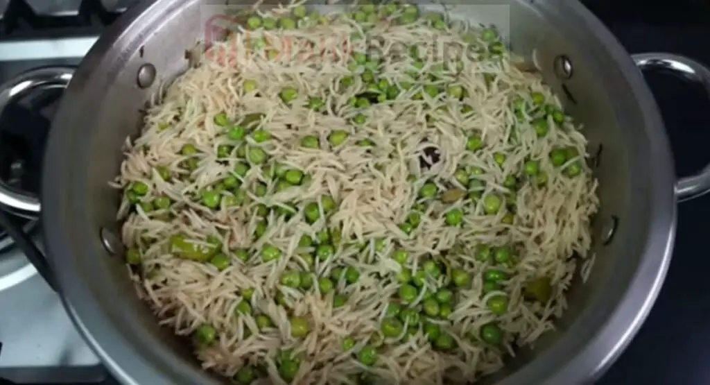 Green Peas And Rice